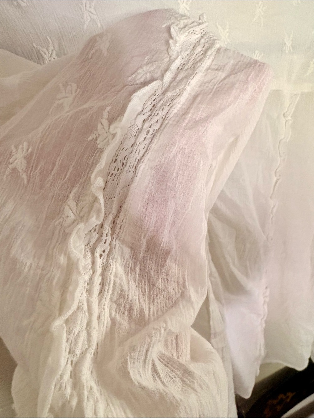 Versona White Ruffled Button-Front Blouse - Picture 11 of 13